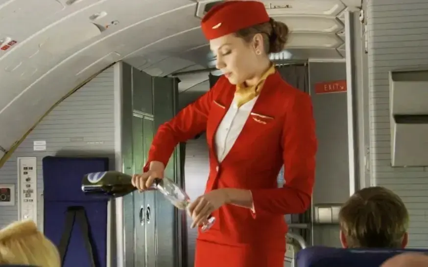《法国空乘4》法版高清完整版资源下载-法国空乘4免费未删减在线播放-欧美电影4K画质观看